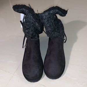 Muk Luks women’s Boots size 10 NWT